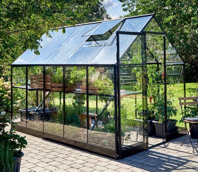 The “Lean-to Greenhouses” and their benefits - Urban Farm Online