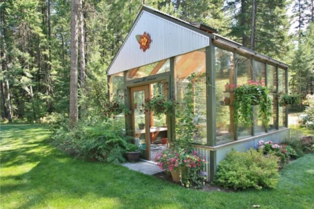 What is the Perfect Greenhouse Size? - UrbanFarmOnline.com